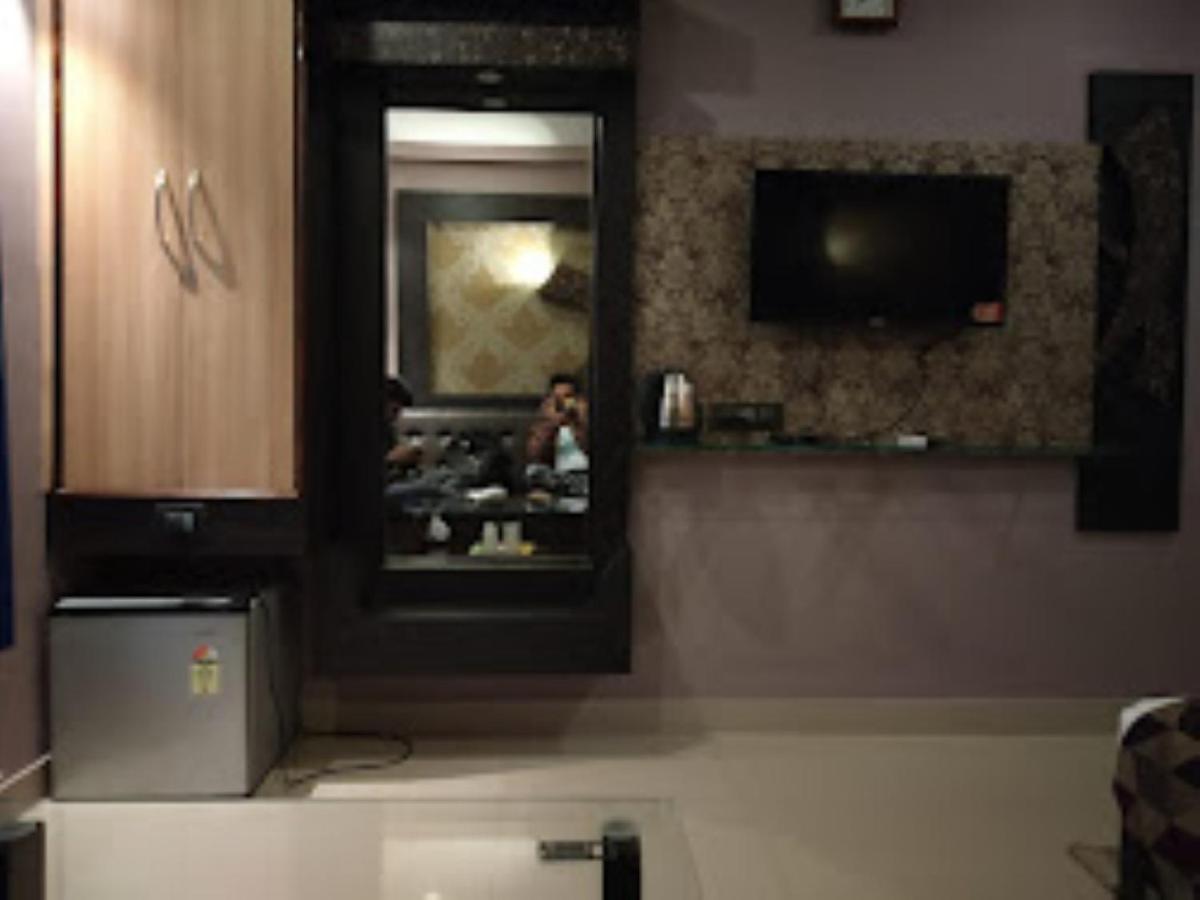 Baligurha Hotel Bivab Balliguda מראה חיצוני תמונה