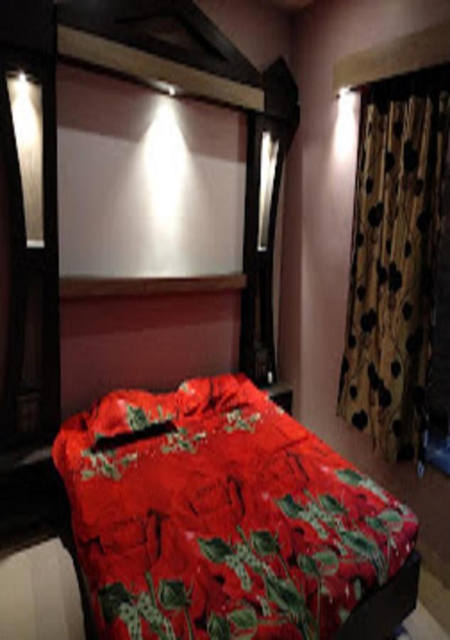 Baligurha Hotel Bivab Balliguda מראה חיצוני תמונה
